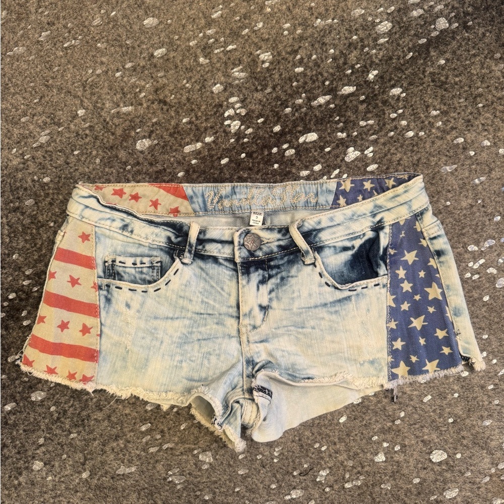 🇺🇸Vanilla Star Light Wash Denim Shorts with Red & Blue Flag Panels🇺🇸